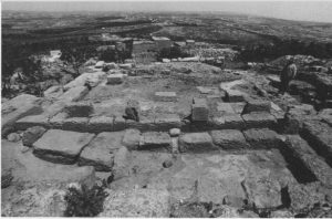 Amit and Ilan 1990: 116. Courtesy of the Israel Exploration Society © <i> synagogues.kinneret.ac.il </i>