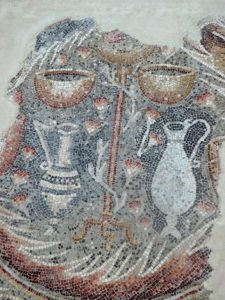 Fragment of mosaic, The Museum of the Good Samaritan, Gilead Peli all rights reserved © <i> synagogues.kinneret.ac.il </i>