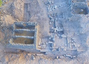 באדיבות מיכאל אזבנד © <i> synagogues.kinneret.ac.il </i>